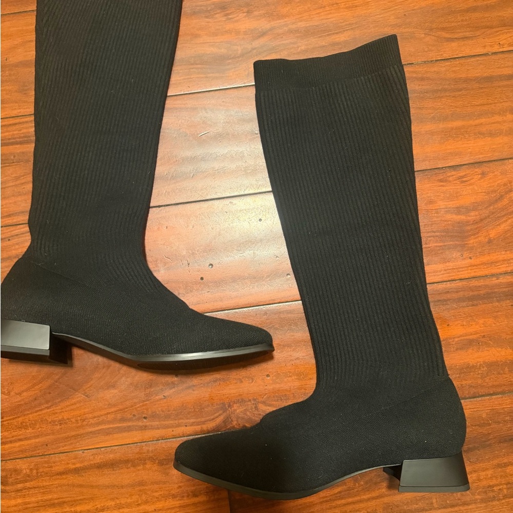 Vivaia Tessa Round-Toe Water-Repellent Wool Knee High Boots - Picture 4 of 16